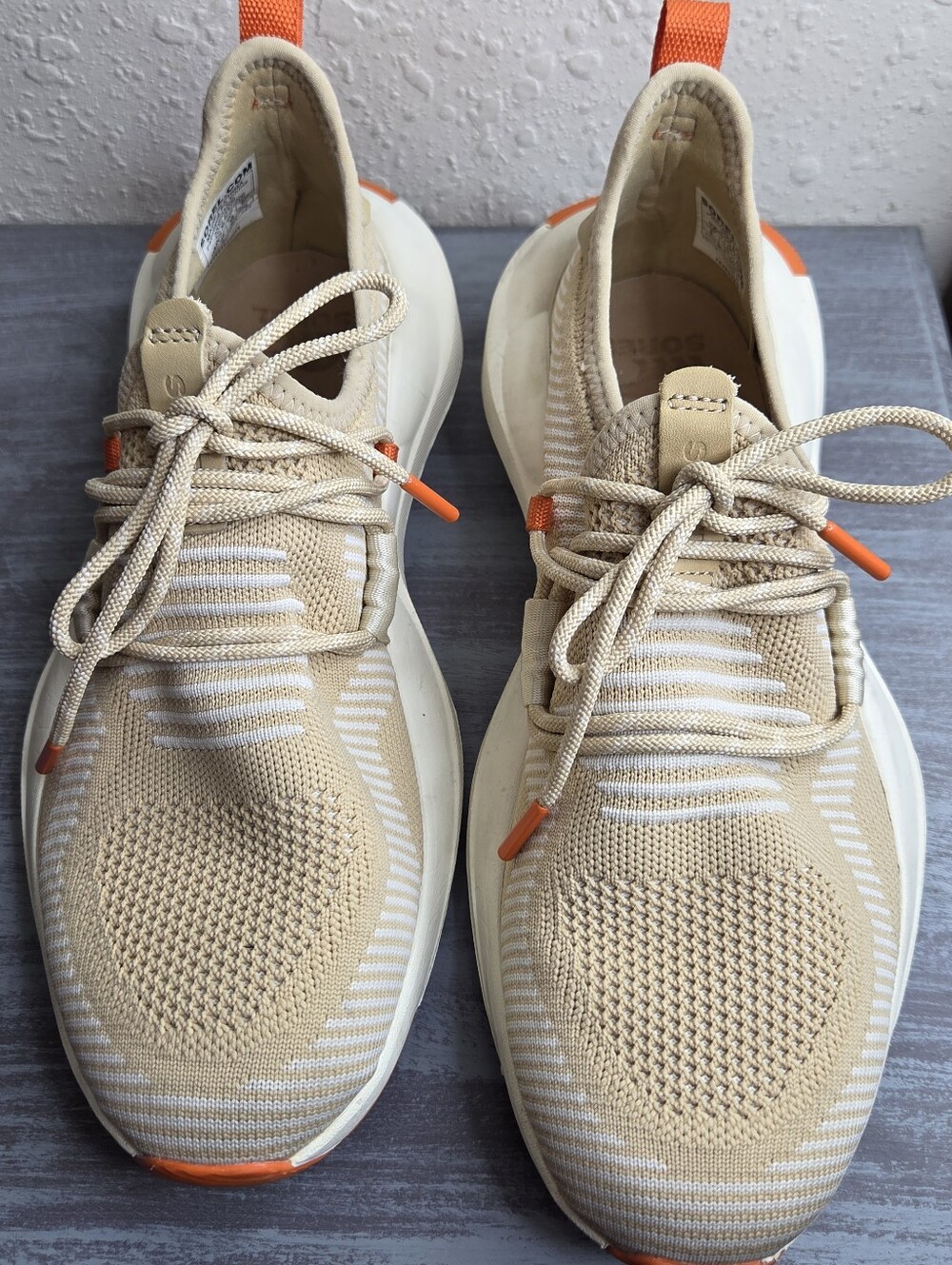 Sorel Explorer Defy Low Sneakers in Beige with Orange Accents Size 8 (Si)